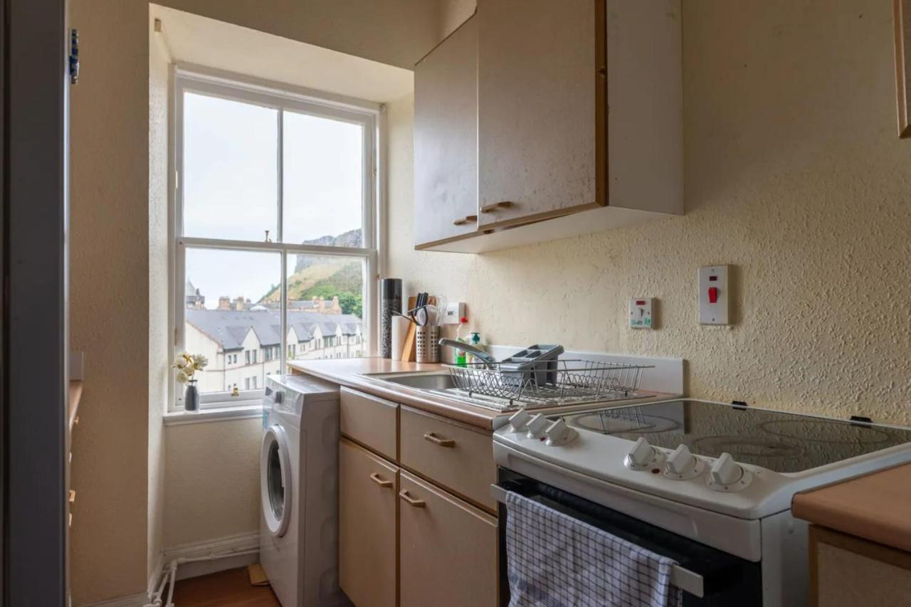 Cosy 2 Bedroom In Edinburgh Old Town Luaran gambar