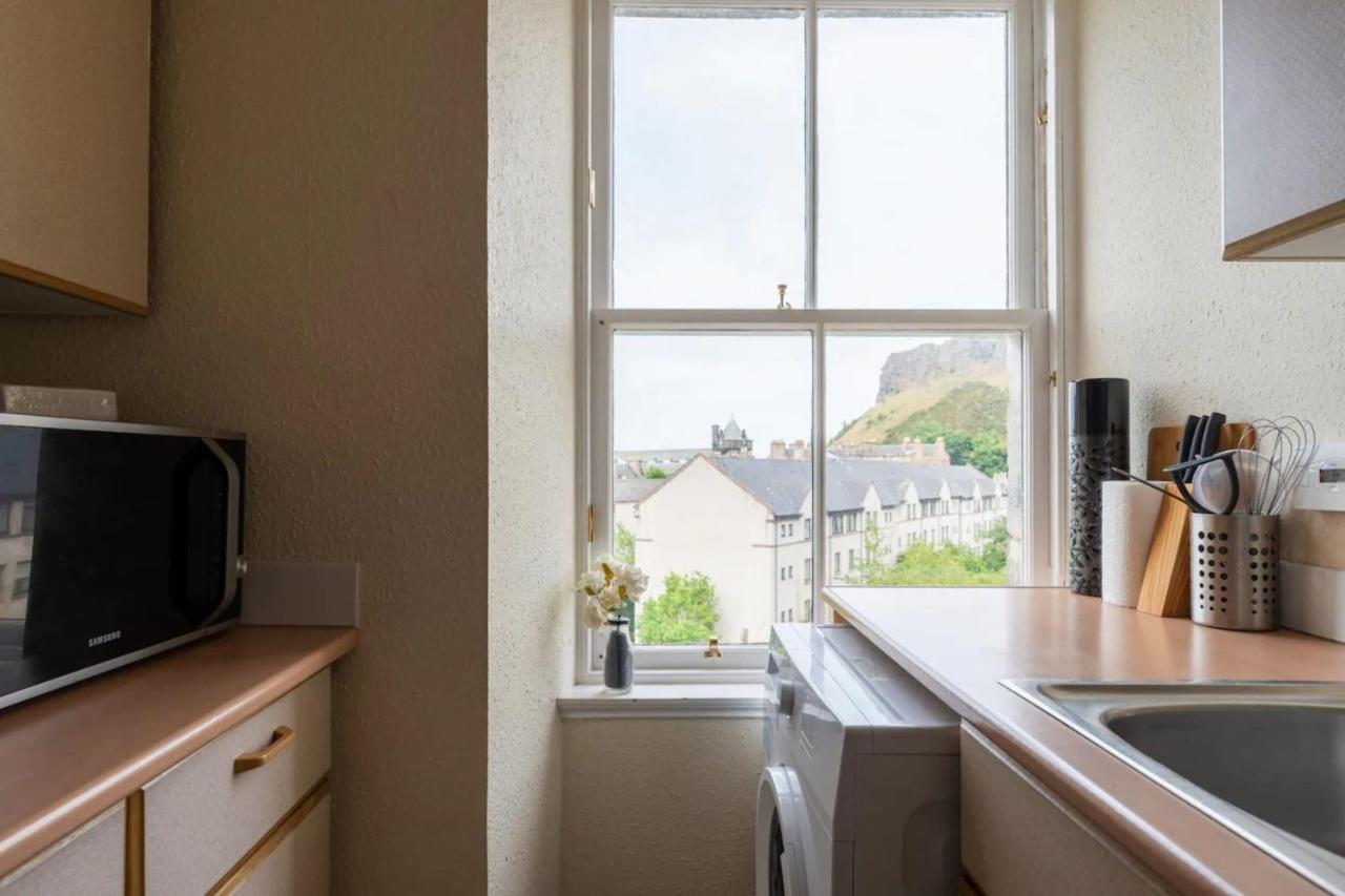 Cosy 2 Bedroom In Edinburgh Old Town Luaran gambar